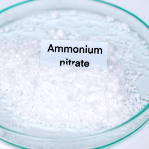 AMMONIUM NITRATE (NH₄NO₃)